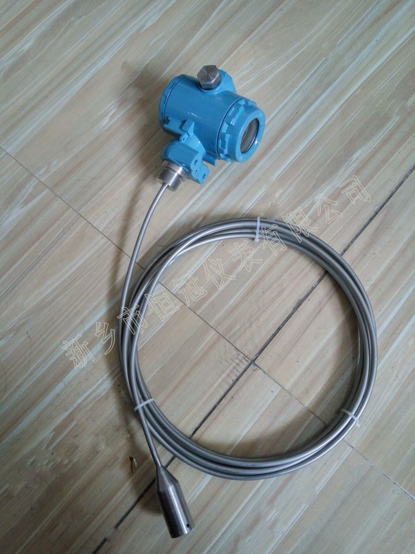 江蘇省訂制的智能油位傳感器（鋼纜型）已發(fā)貨，杜經(jīng)理您保持手機暢通，以方便接收